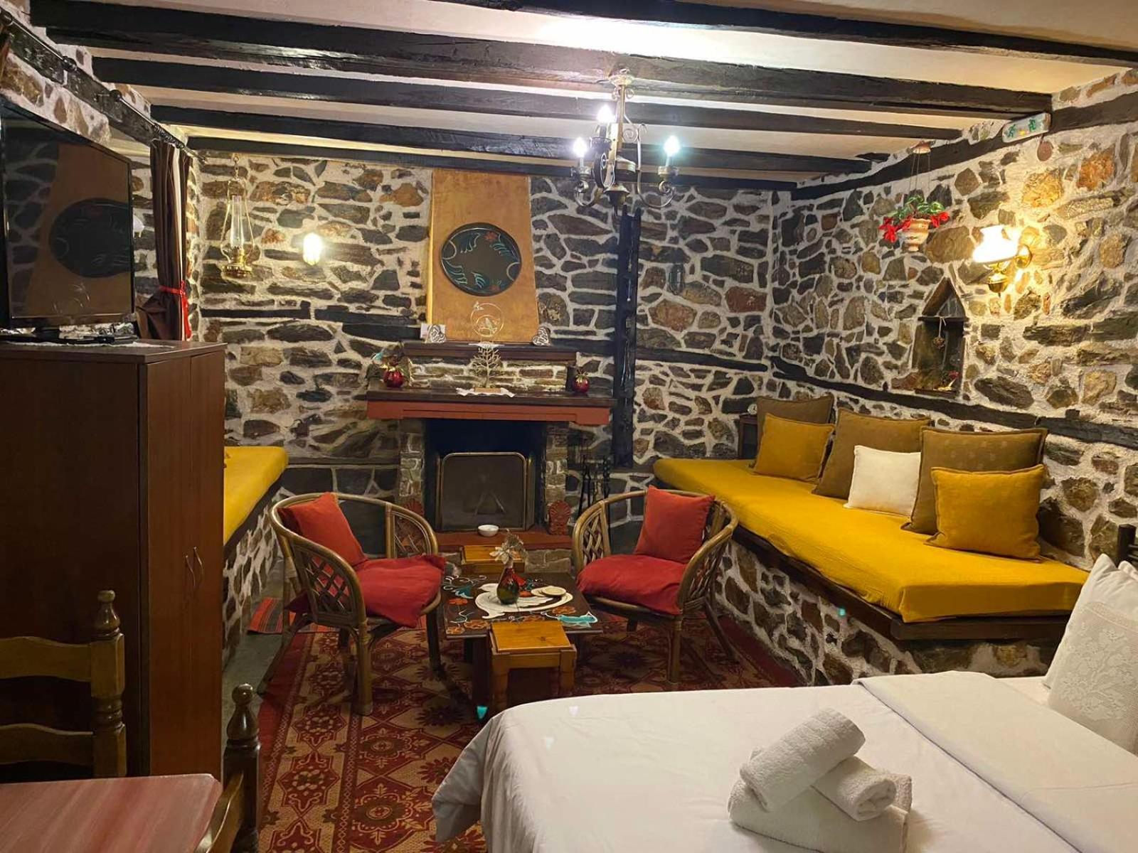 Traditional Guesthouse Erato Palaios Panteleimonas Zewnętrze zdjęcie